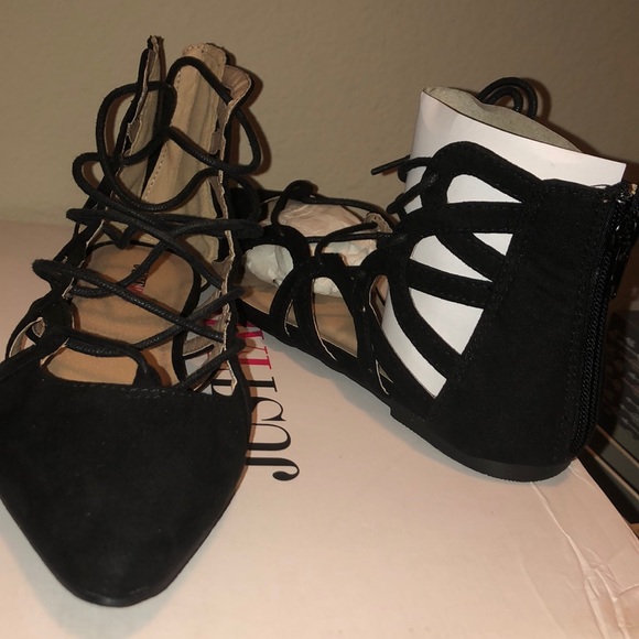 Justfab Hyacinth Black sandals - Picture 2 of 2
